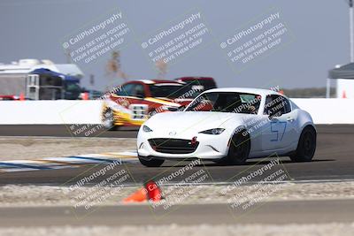 media/Oct-18-2025-Nasa (Sat) [[47b537a347]]/Time Trial/Turn 1/